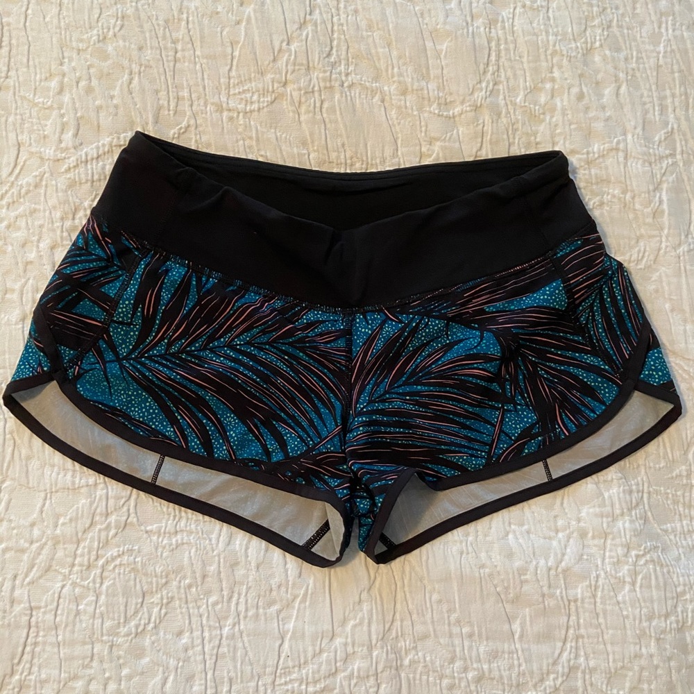LULULEMON RARE PATTERN SPEED UP SHORT